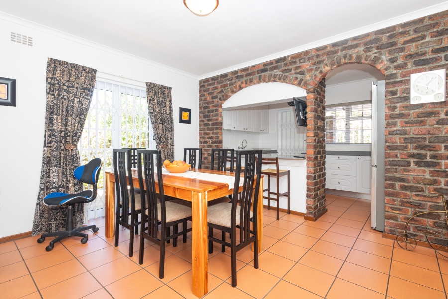 3 Bedroom Property for Sale in Flamingo Vlei Western Cape
